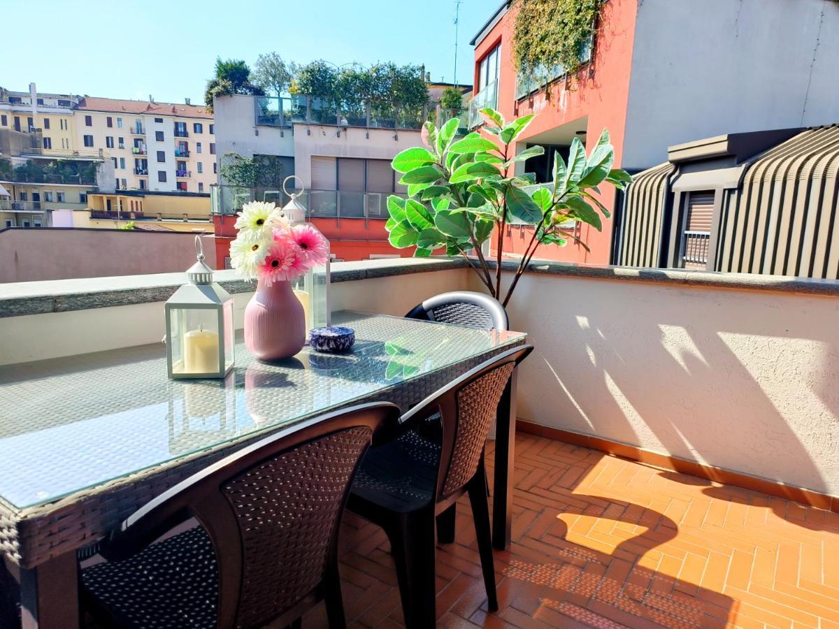Appartement Exclusive And Unobtainable Big Terrace In Downtown With Ac, Wifi, Subway M1 And M2 In Shopping Area Milaan